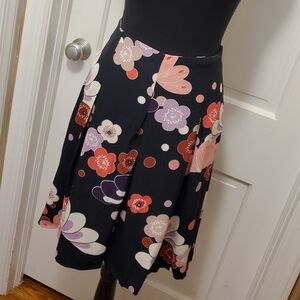 NWT Ann Taylor Floral Print Pleated Skirt Size 4P, Colorful, Retail $98.00